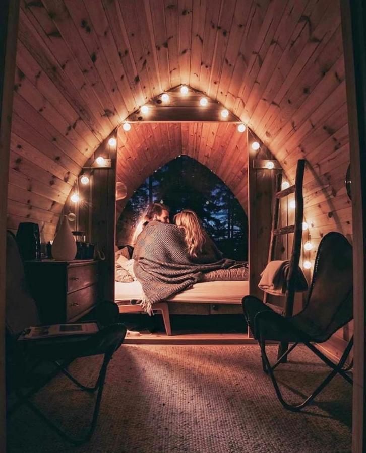 The Wonderinn Mirrored Glass Cabin - Wonderinn Delta Hektner المظهر الخارجي الصورة